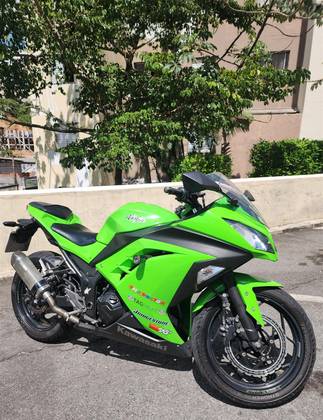 KAWASAKI NINJA 300 